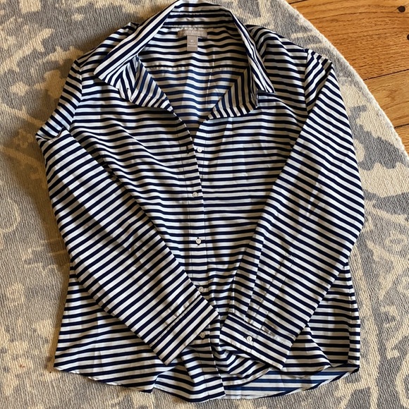 Button down - Picture 2 of 2